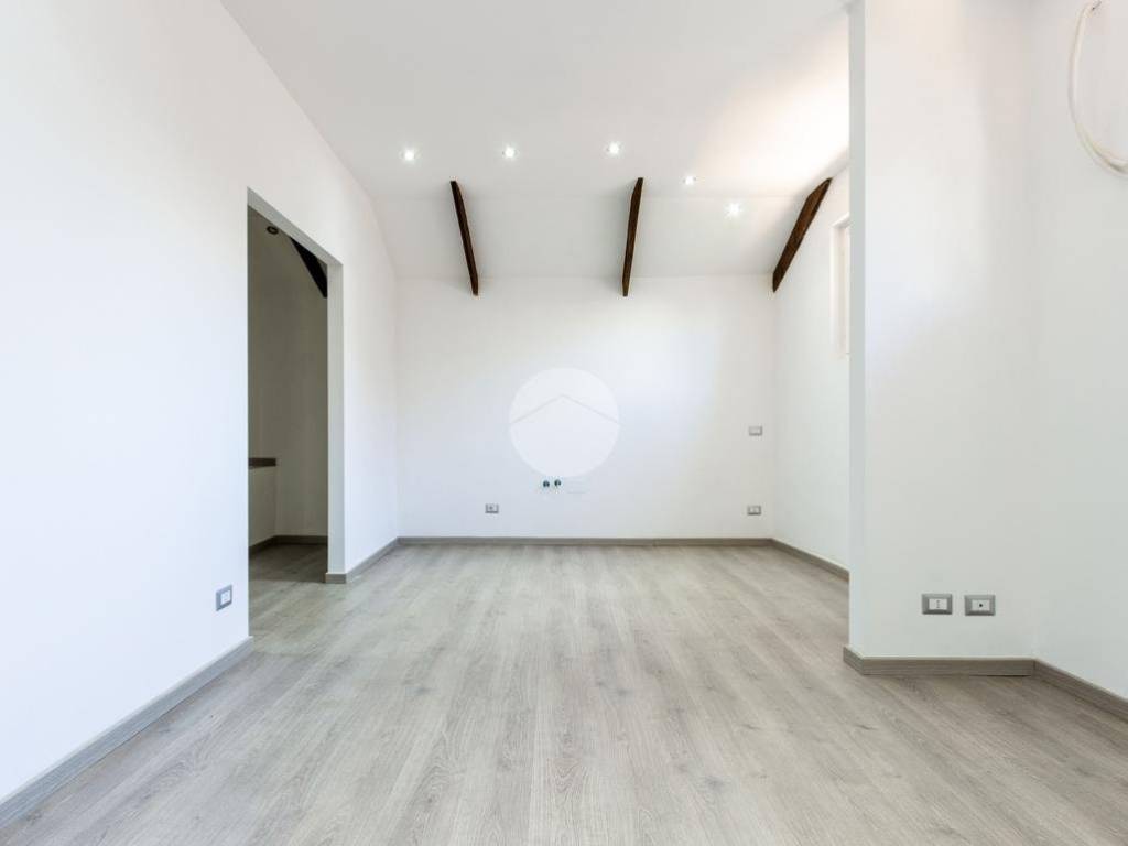 appartamento in vendita a Roma in zona Ostiense