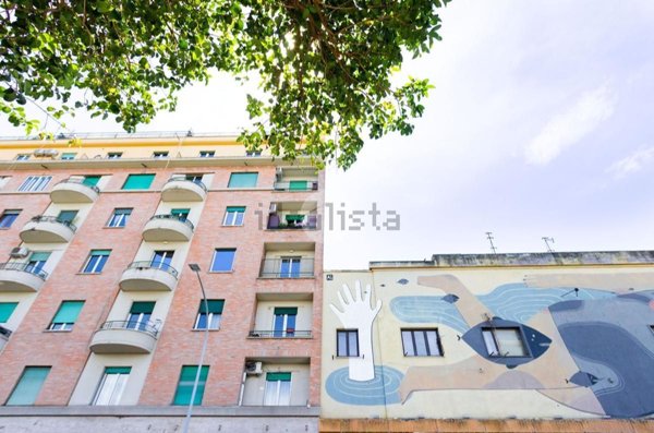 appartamento in vendita a Roma in zona Ostiense