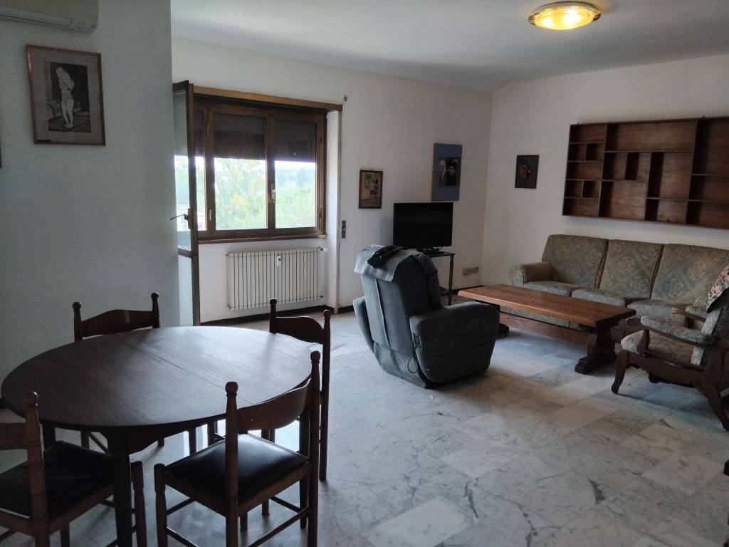 appartamento in vendita a Roma in zona Portuense