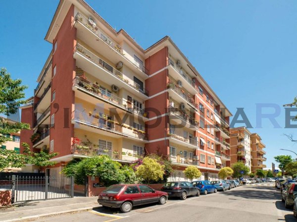appartamento in vendita a Roma in zona Gianicolense