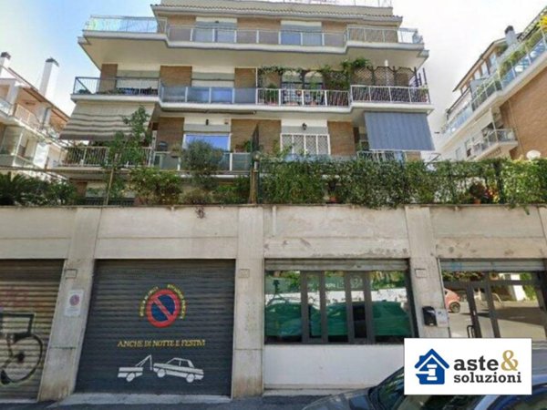 appartamento in vendita a Roma in zona Gianicolense