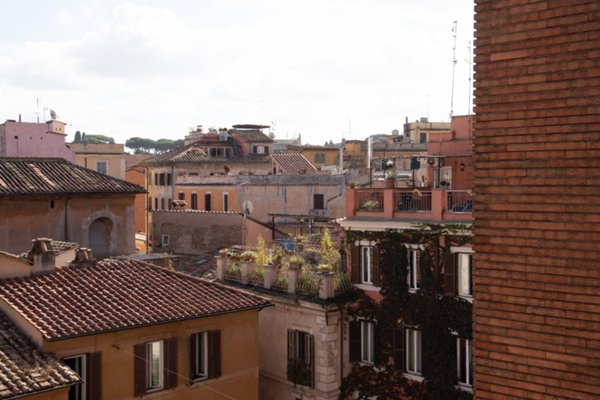 appartamento in vendita a Roma in zona Trastevere