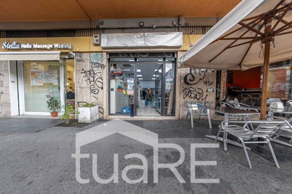 negozio in vendita a Roma in zona Trastevere