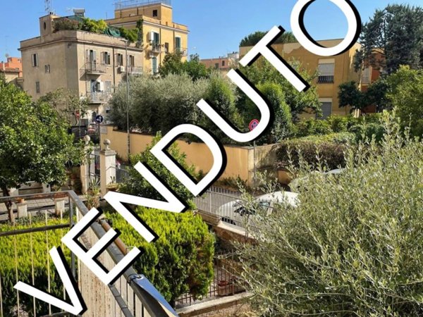 appartamento in vendita a Roma in zona Ponte Mammolo