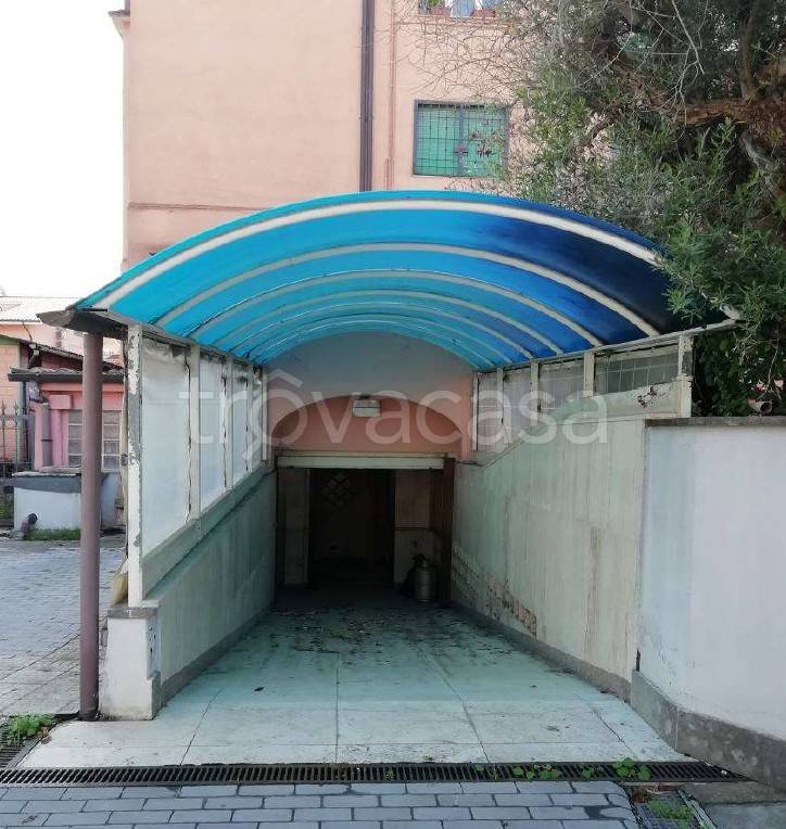 appartamento in vendita a Roma in zona Castelverde