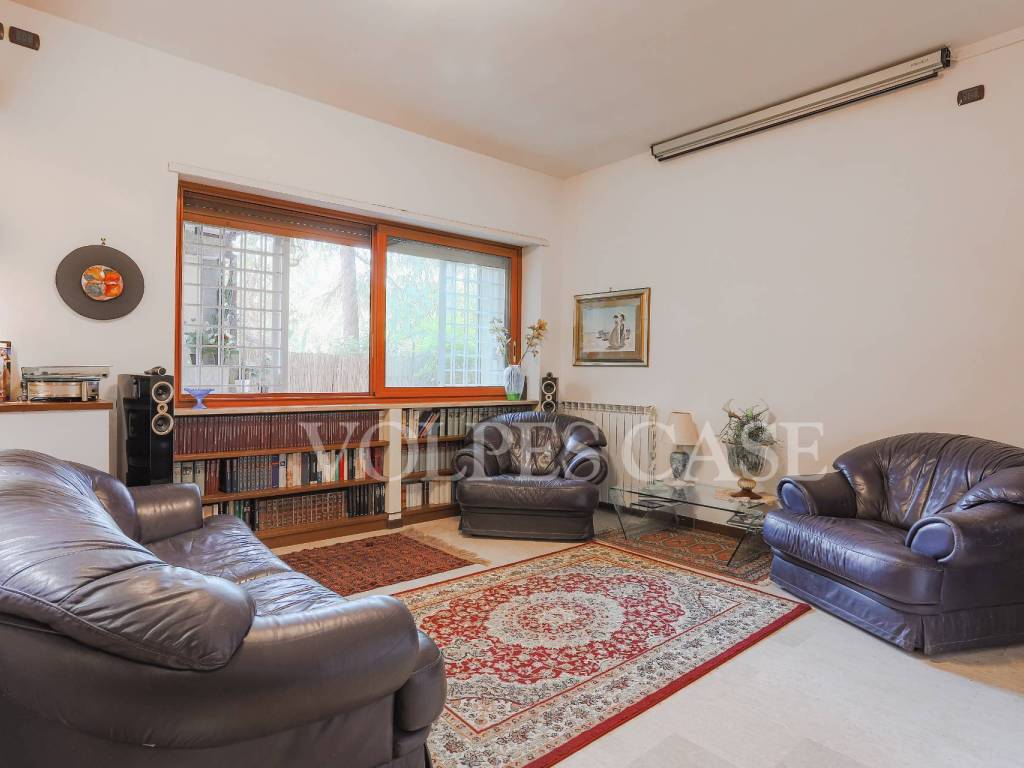 appartamento in vendita a Roma in zona Tor di Quinto