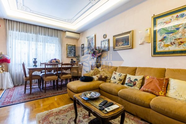 appartamento in vendita a Roma in zona Tuscolano