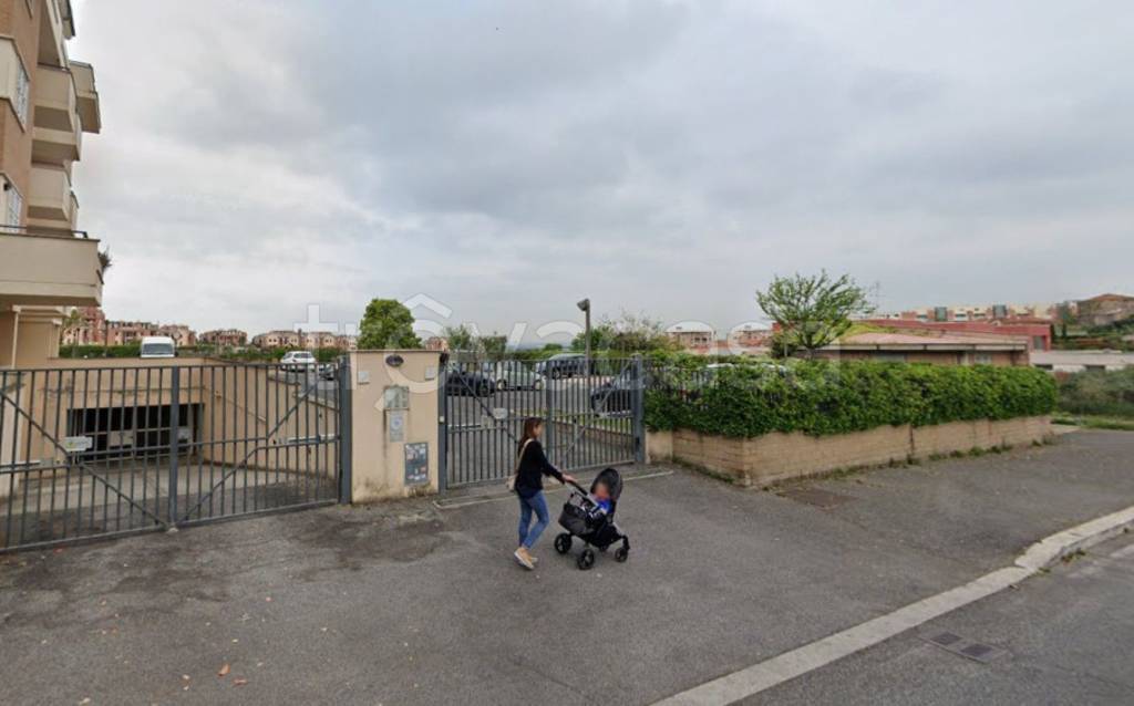 terreno edificabile in vendita a Roma in zona Mezzocammino