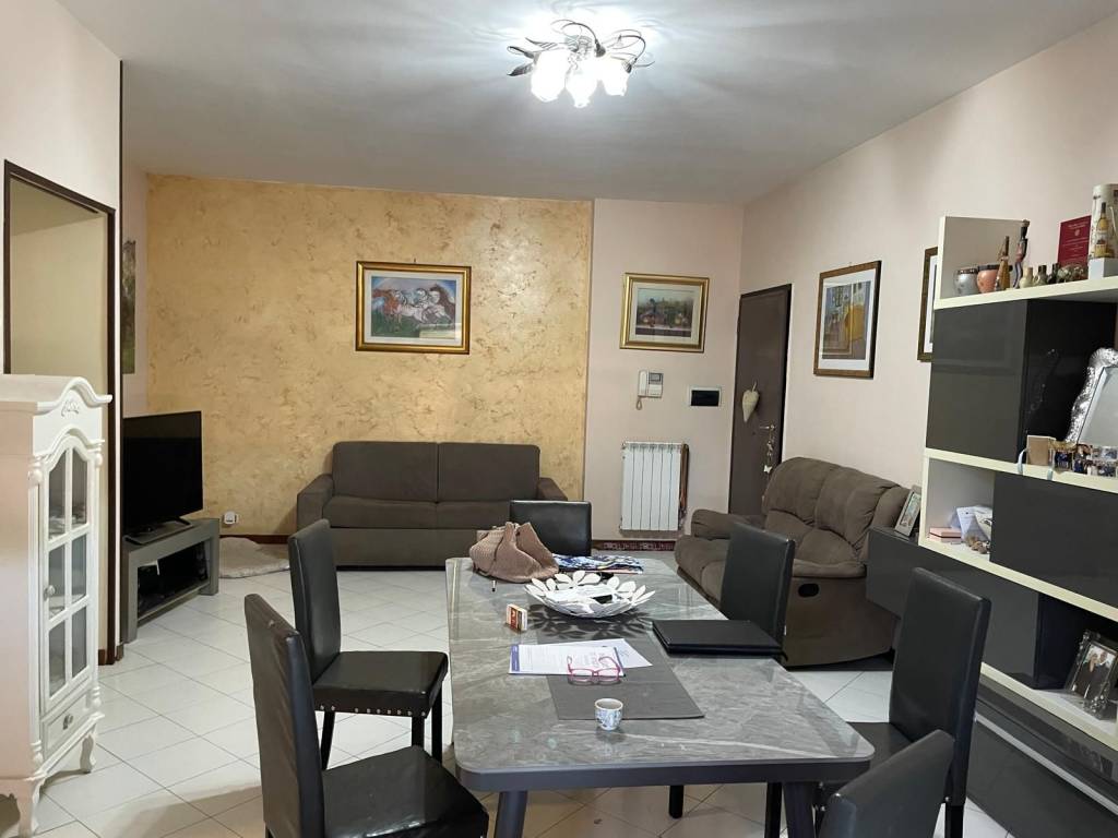 appartamento in vendita a Roma in zona Romanina