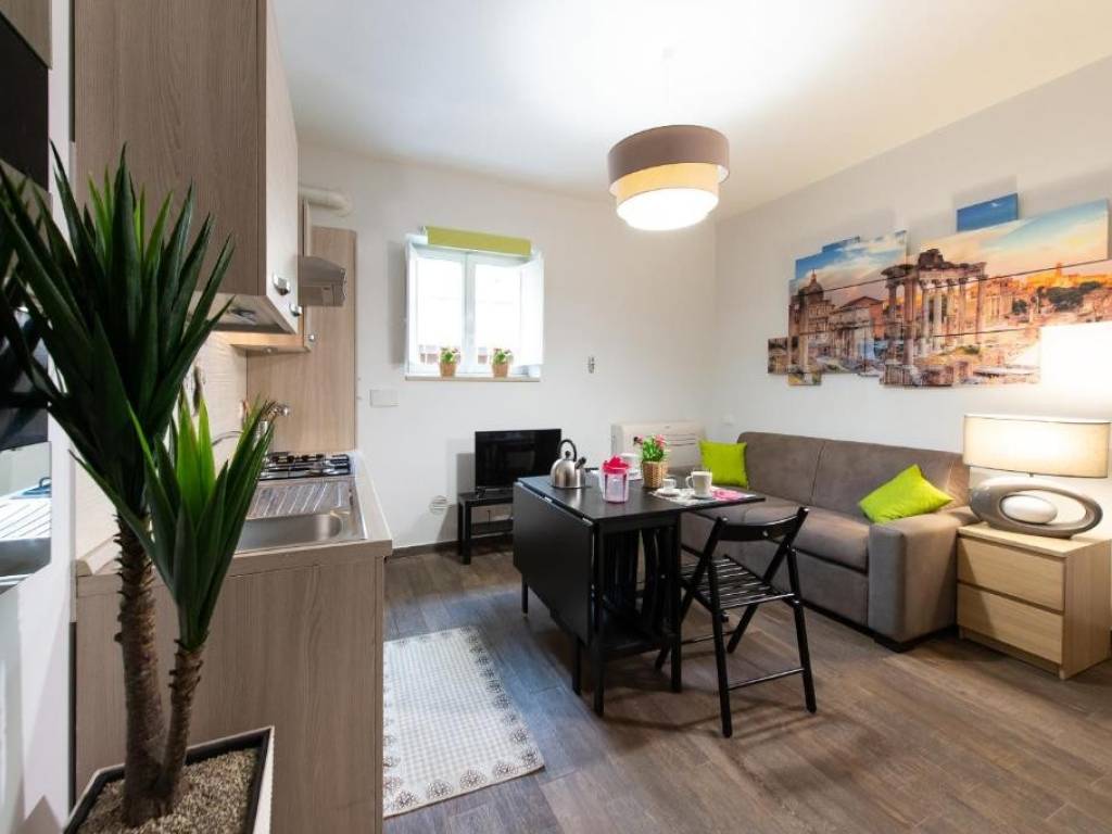 appartamento in vendita a Roma in zona San Saba - Ripa