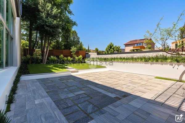 appartamento in vendita a Roma in zona Tuscolano