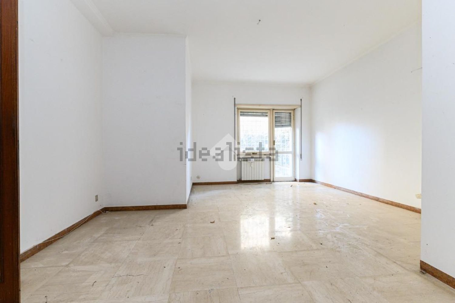 appartamento in vendita a Roma in zona Tuscolano