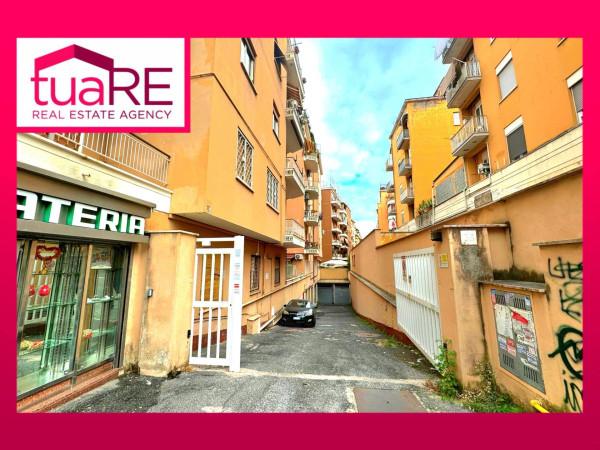 negozio in vendita a Roma in zona Aurelio