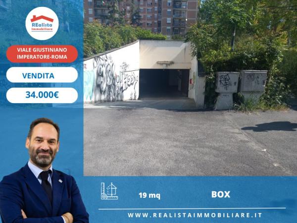 negozio in vendita a Roma in zona Ostiense