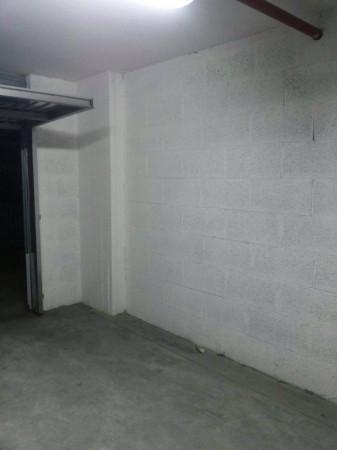 negozio in vendita a Roma in zona Ardeatino