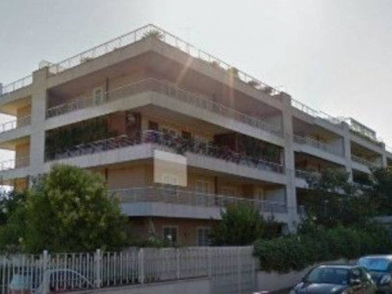 negozio in vendita a Roma in zona Ardeatino