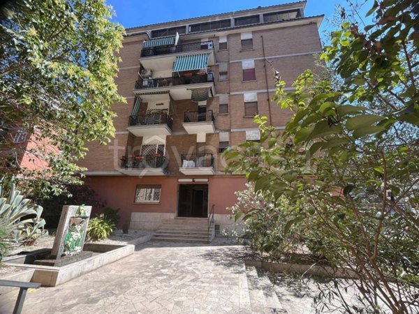 appartamento in vendita a Roma in zona Portuense