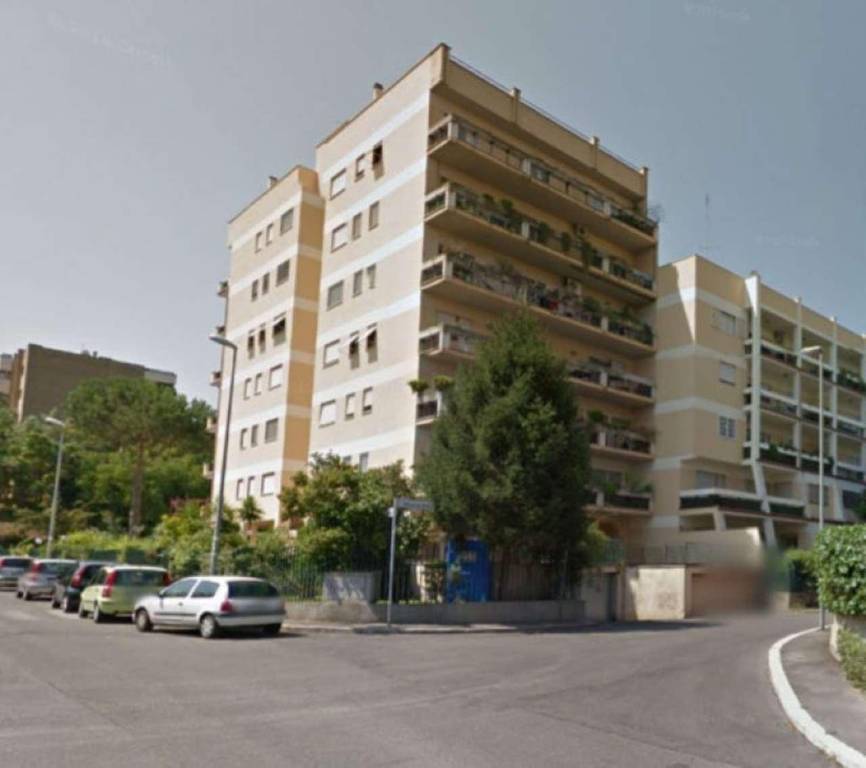 appartamento in vendita a Roma in zona Vigna Murata