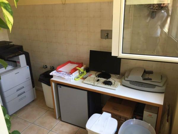 appartamento in vendita a Roma in zona Ardeatino