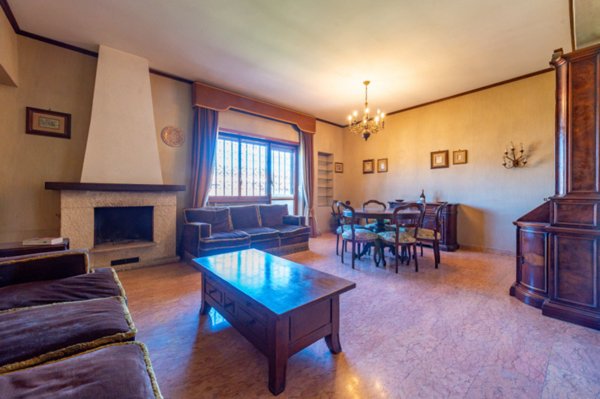 appartamento in vendita a Roma in zona Tre Pini - Poggio dei Fiori