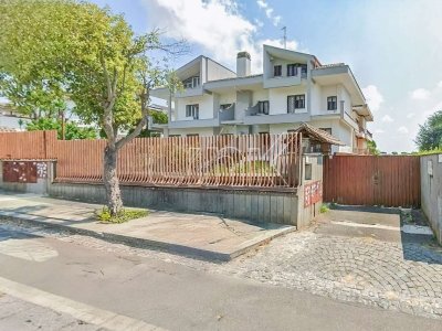 casa indipendente in vendita a Roma in zona Axa