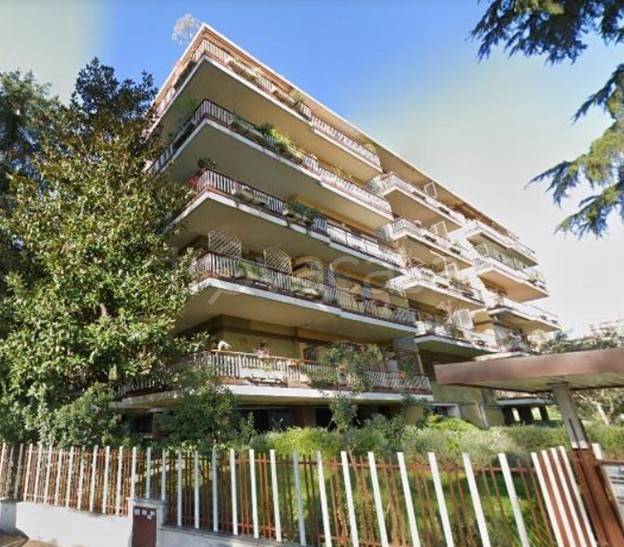 appartamento in vendita a Roma in zona Torrino