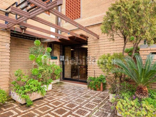 appartamento in vendita a Roma in zona Rione Prati