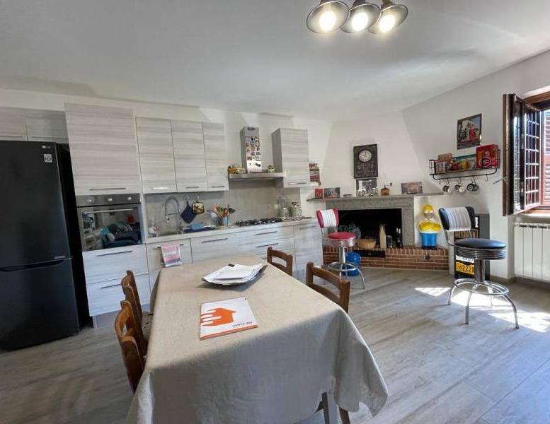 casa indipendente in vendita a Roma in zona Cesano