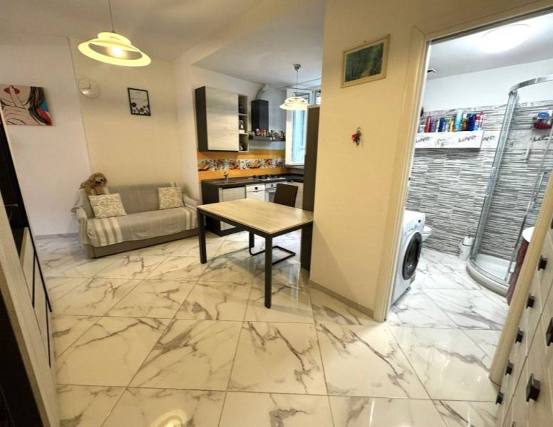 appartamento in vendita a Roma in zona Tre Pini - Poggio dei Fiori