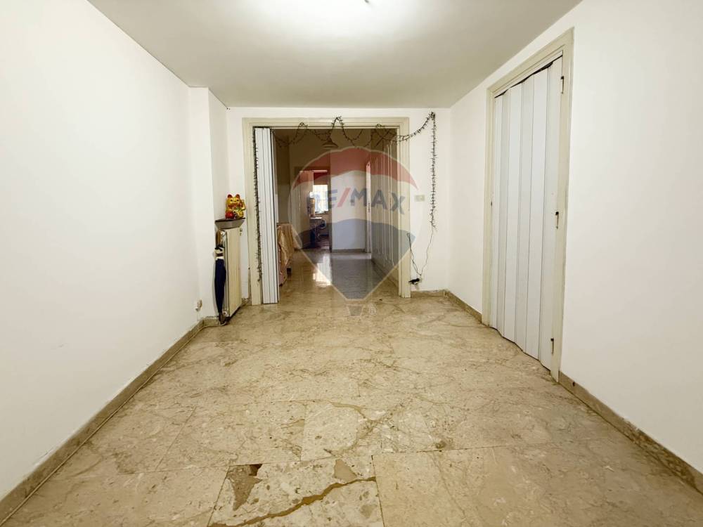 appartamento in vendita a Roma in zona Tuscolano