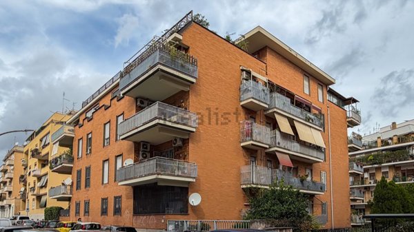 appartamento in vendita a Roma in zona Portuense