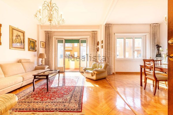 appartamento in vendita a Roma in zona Nomentano