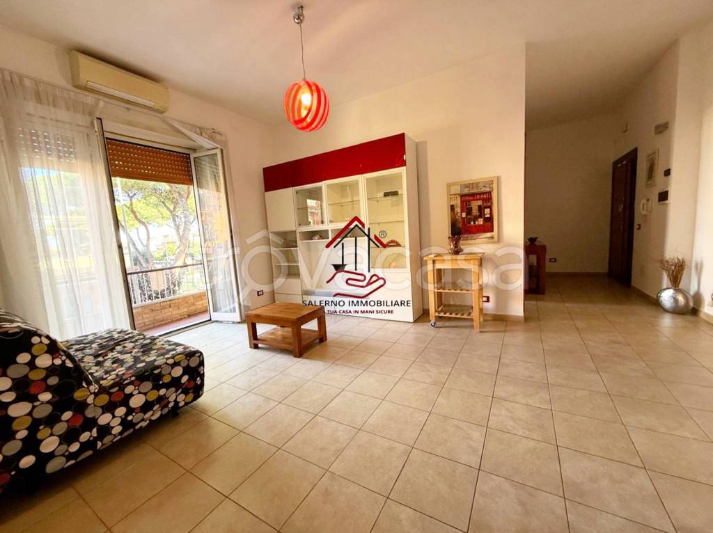 appartamento in vendita a Roma in zona Acilia