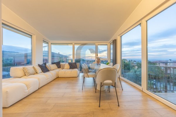 casa indipendente in vendita a Roma in zona Finocchio