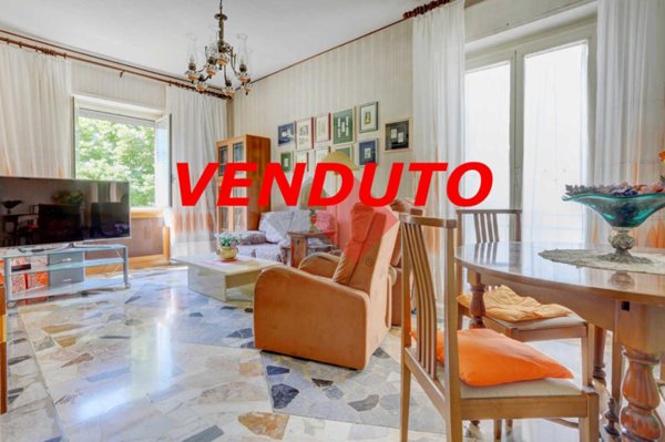 appartamento in vendita a Roma in zona Ardeatino