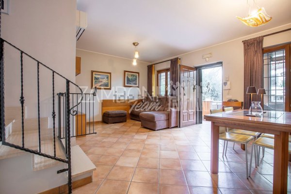 appartamento in vendita a Roma in zona Acilia