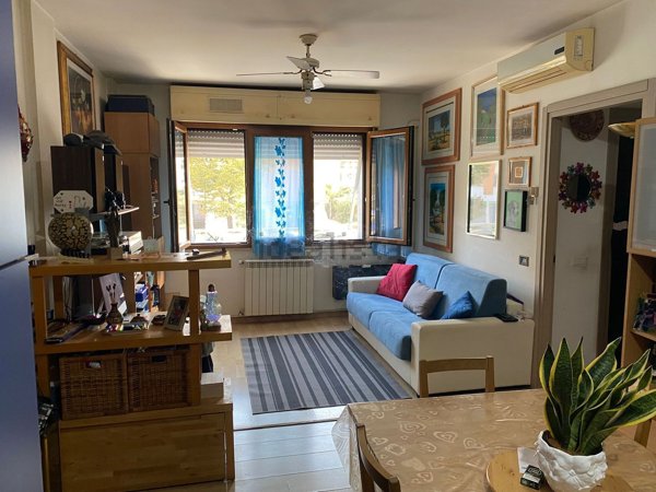 appartamento in vendita a Roma in zona Acilia