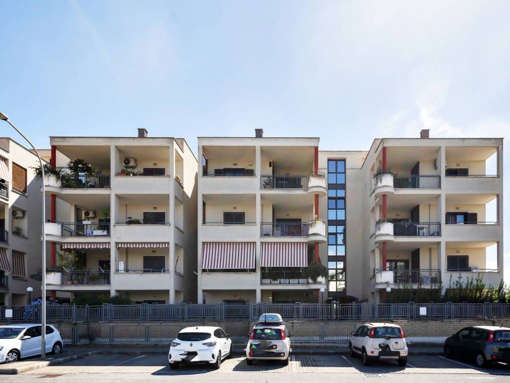 appartamento in vendita a Roma in zona Mezzocammino