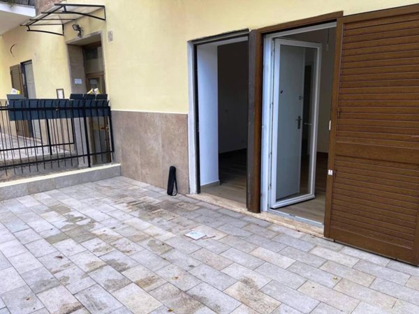 appartamento in vendita a Roma in zona Corviale