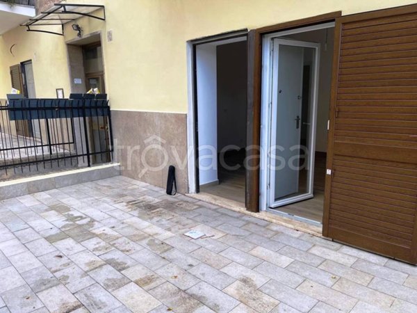 appartamento in vendita a Roma in zona Corviale