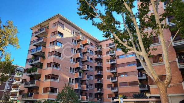 appartamento in vendita a Roma in zona Tuscolano
