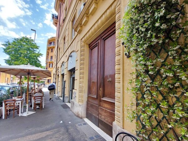 negozio in vendita a Roma in zona Della Vittoria