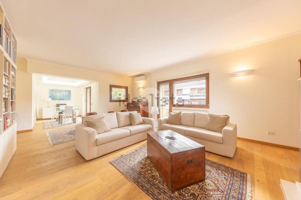 appartamento in vendita a Roma
