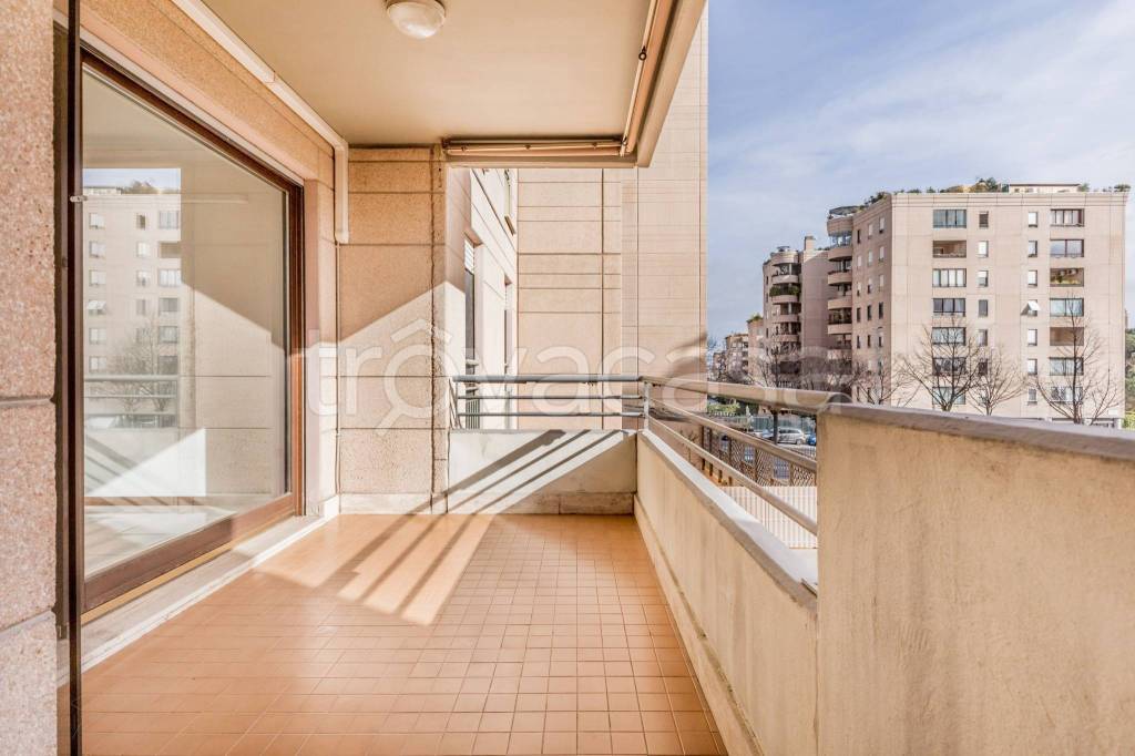 appartamento in vendita a Roma in zona Torrino
