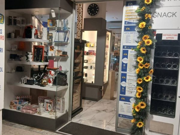 negozio in vendita a Roma