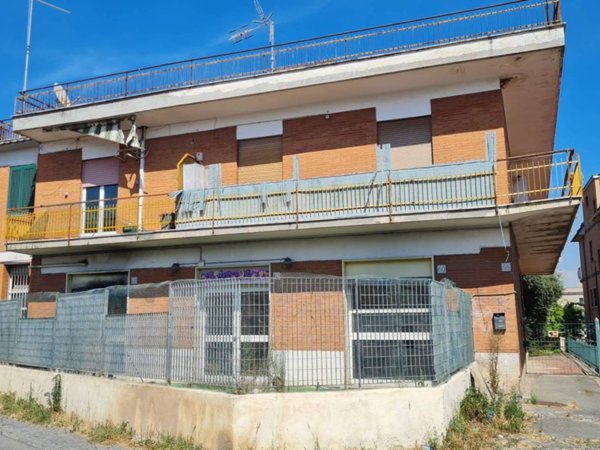 appartamento in vendita a Roma in zona Romanina