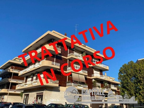 appartamento in vendita a Roma in zona Spinaceto