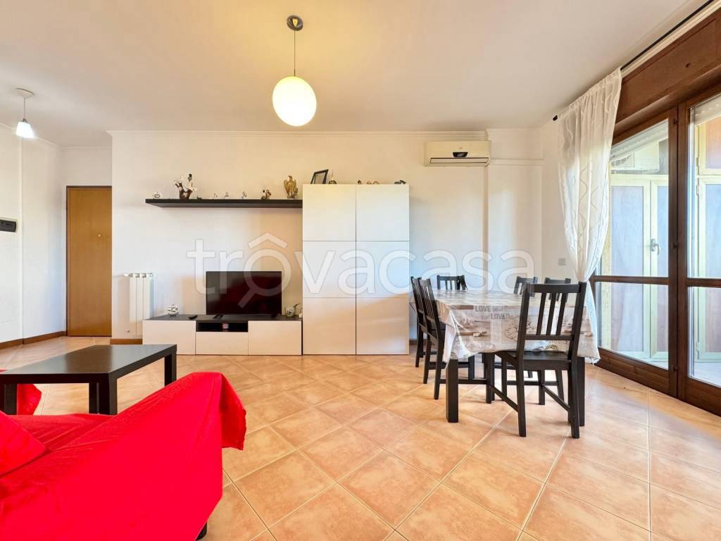 appartamento in vendita a Roma in zona Ponte Mammolo