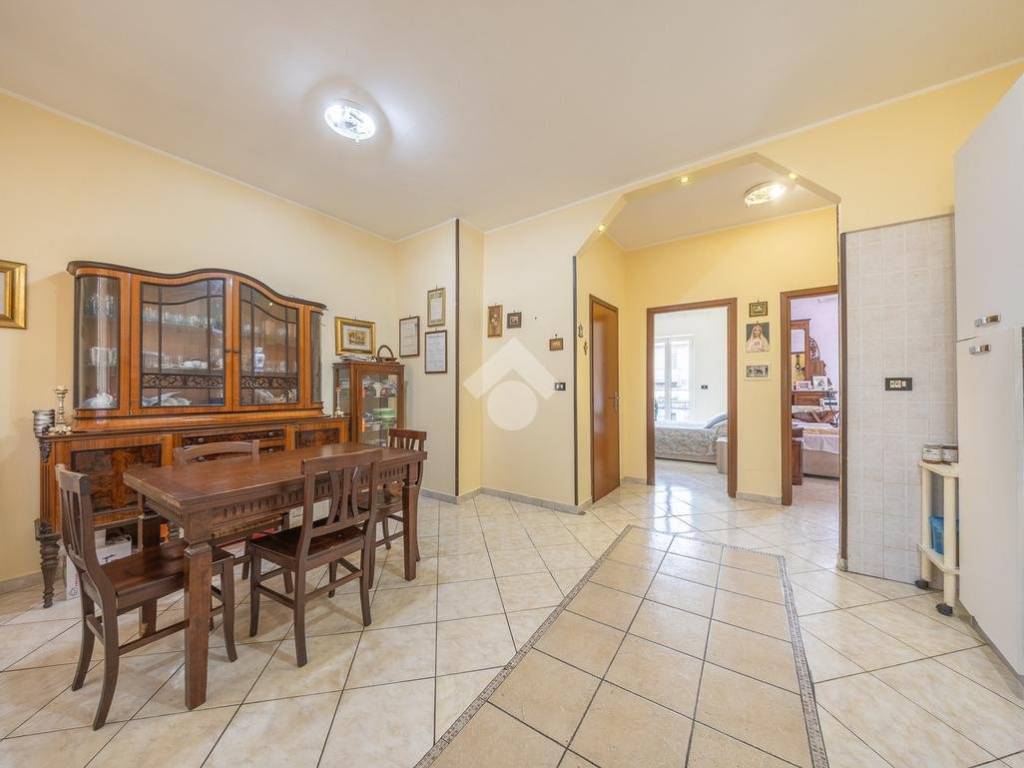 appartamento in vendita a Roma in zona Romanina