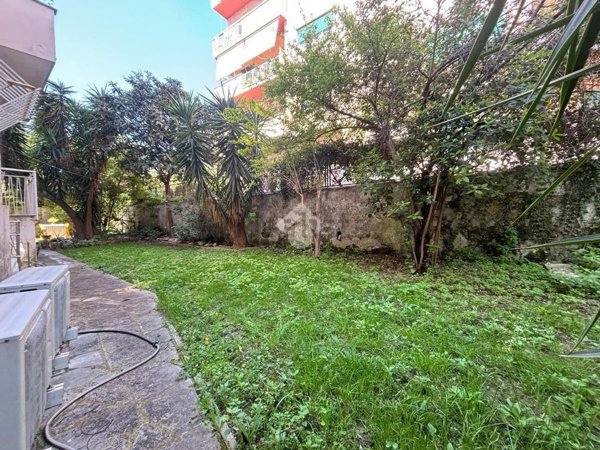 appartamento in vendita a Roma in zona Monte Sacro/Talenti